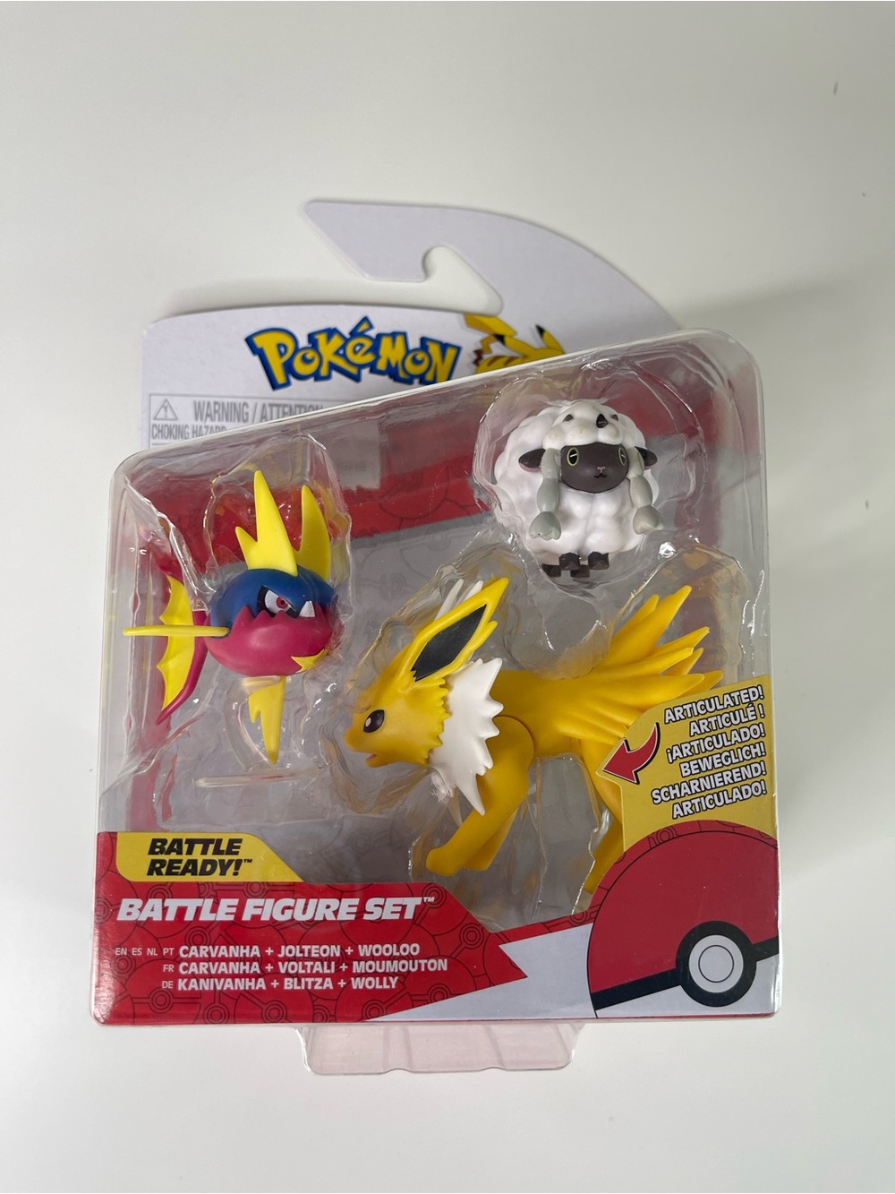 Pokemon Carvanha, Jolteon & Wooloo Battle Figure Set Jazwares 3-Piece Set NEW